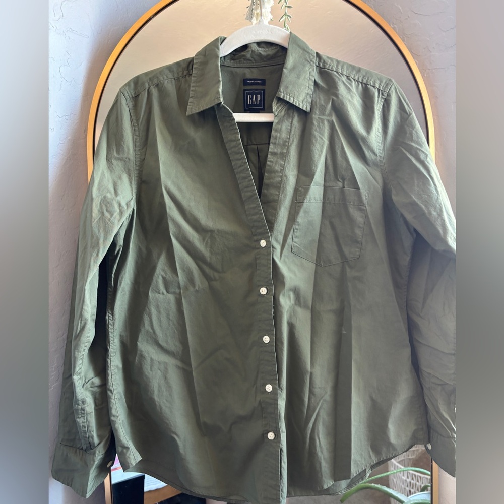 GAP Olive Green Button Up Size M